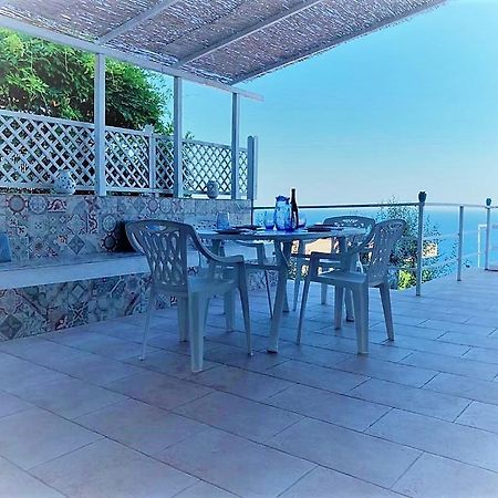 Appartement Residenza Jonica à Letojanni Extérieur photo
