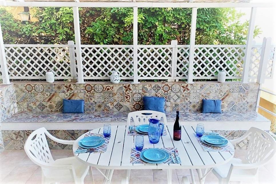 Appartement Residenza Jonica à Letojanni Extérieur photo